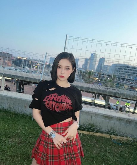WomenK pop top profile image