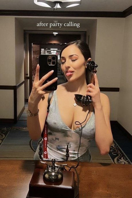 POVティーンOnlyFans セクシー裸 写真