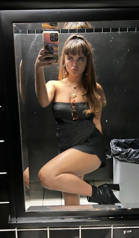 Grace Coffey アダルト女優 画像