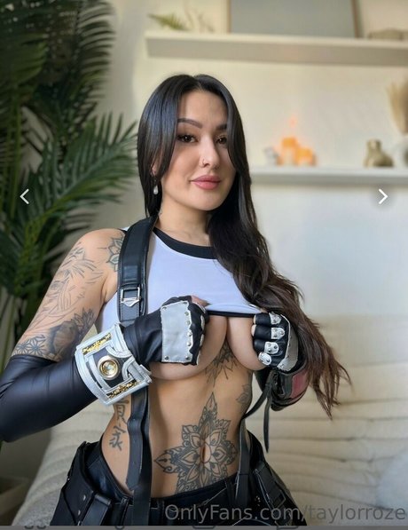Taylor Roze 完璧なポルノスター 画像
