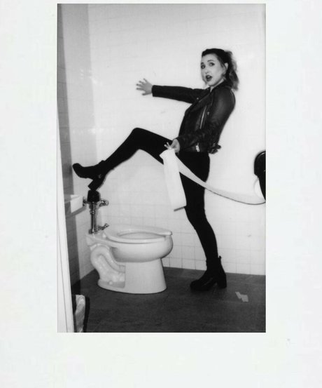 Taylor Tomlinson 独占スター 画像