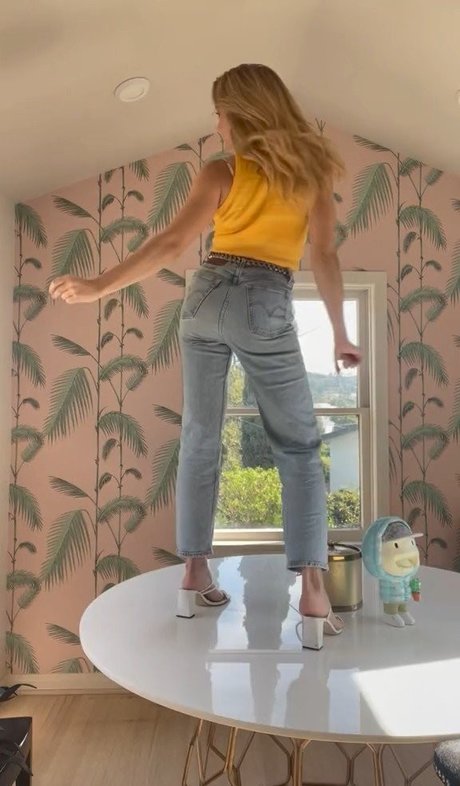 Peyton List ポルノスター 独占 写真