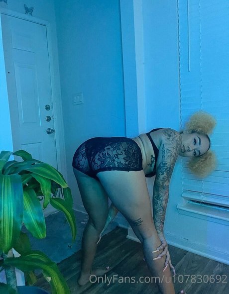 kbabyyyxxx XXXモデル 画像