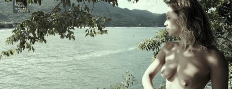 Mariana Ximenes 独占ポルノスター 写真