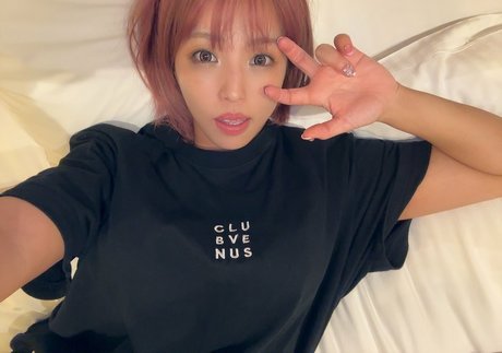 オルタナティブガールズオンリーファンズ ホットxxx 写真