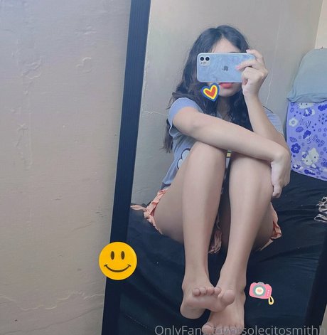Solecitosmithh アダルトモデル 写真