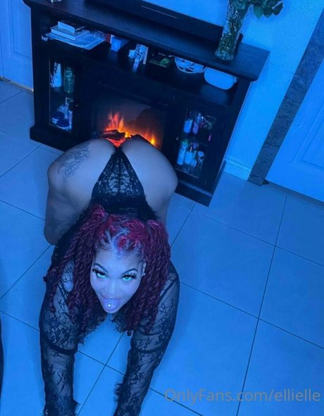 vulgar nun 独占ポルノスター 写真