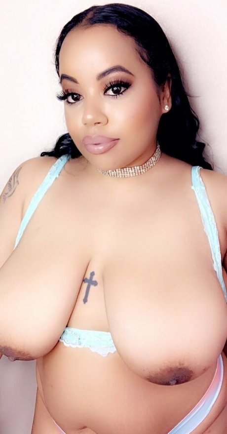 黒檀ペッギングオンリーファンズ エロチック ギャラリー