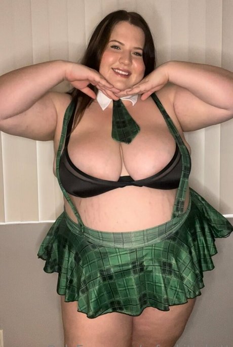 urfavkittykatt エロティックなモデル 画像