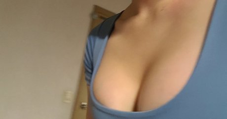 アジア人の指入れ OnlyFans ポルノグラフィック 写真