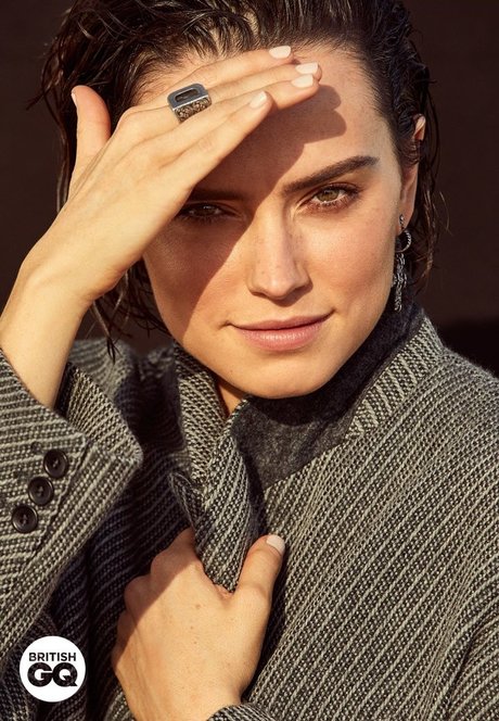 Daisy Ridley 高品質のスター 画像