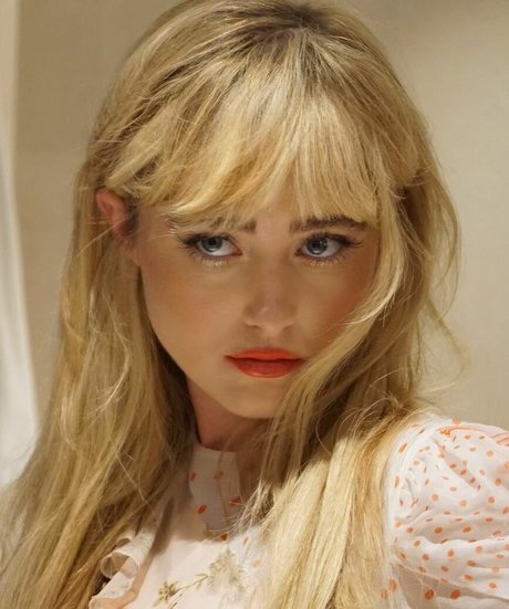 Kathrynton トップスター 写真