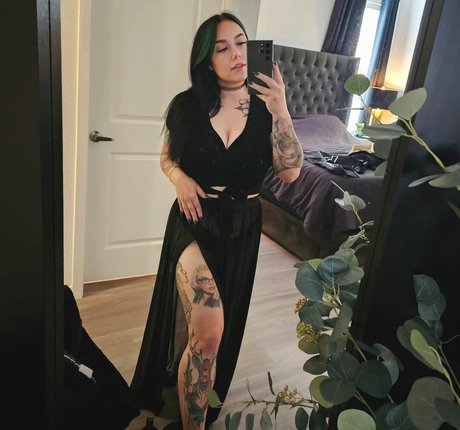 britontwitch セクシーモデル ギャラリー