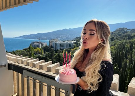 Anna Kostenko 高品質のポルノスター ギャラリー