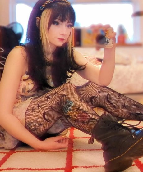 Yogscast Bouphe 裸の女優 ギャラリー