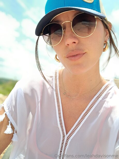Leahdavisonme アダルト女優 写真