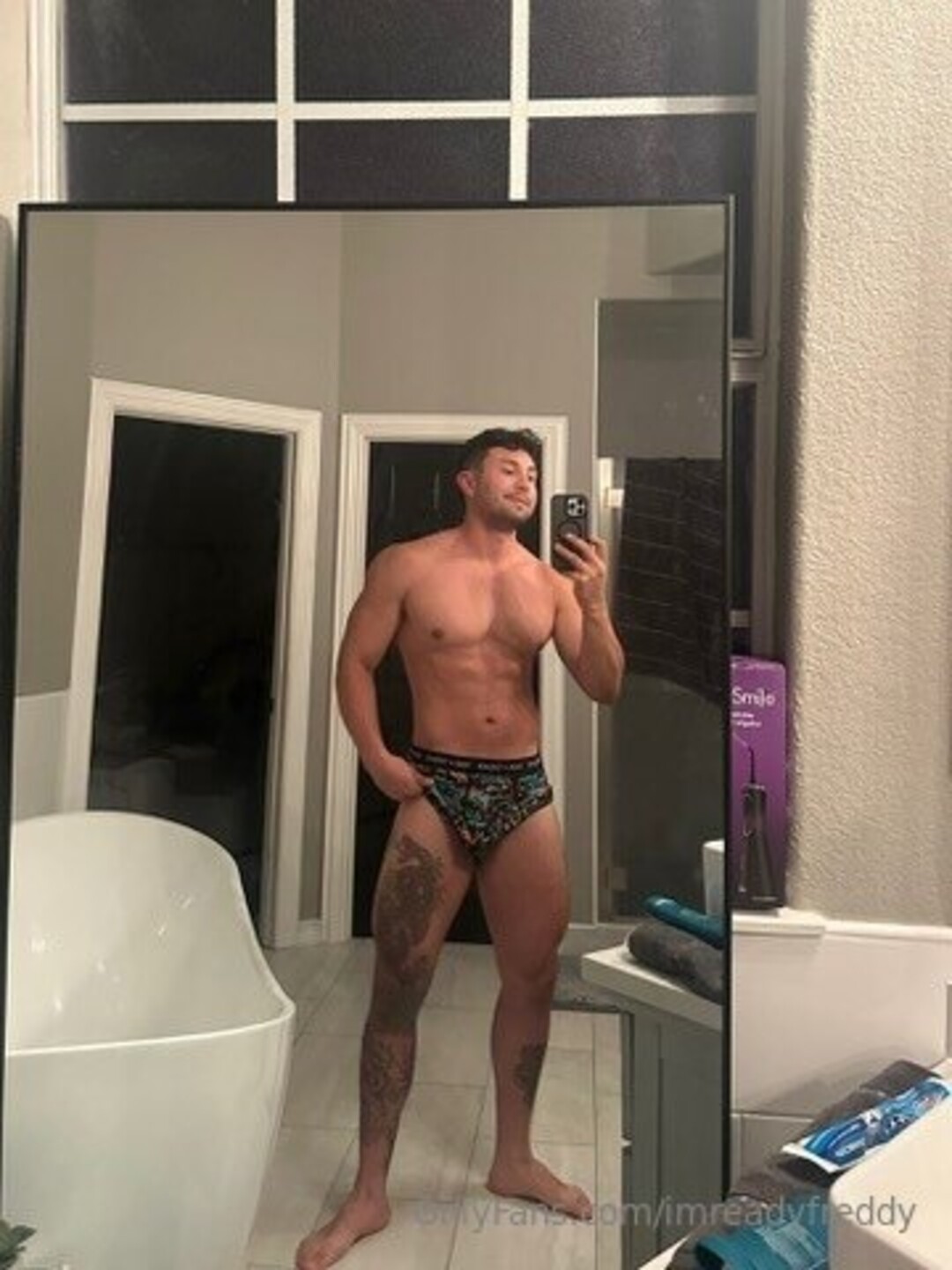 Imreadyfreddy トップ女優 画像