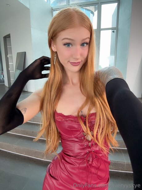 Averyyskye 高品質モデル 写真