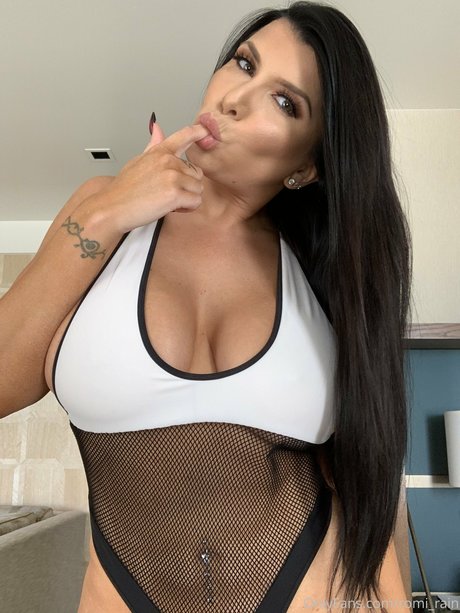 熟女コスプレOnlyFans アダルト 写真