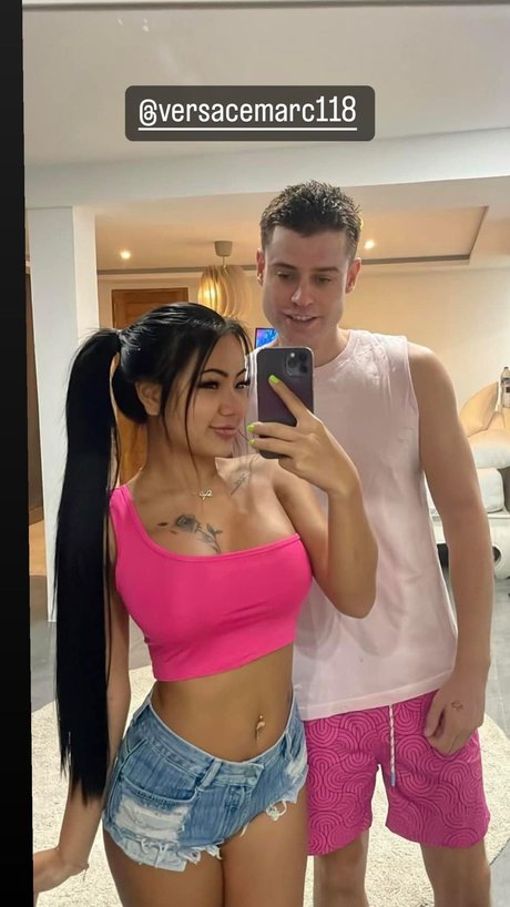 Praew Phatcharin ホットなモデル 写真