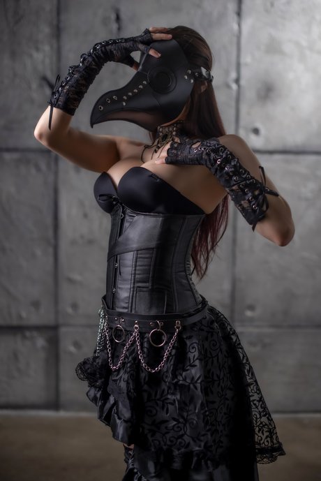 Kara Corvus ホットモデル 写真