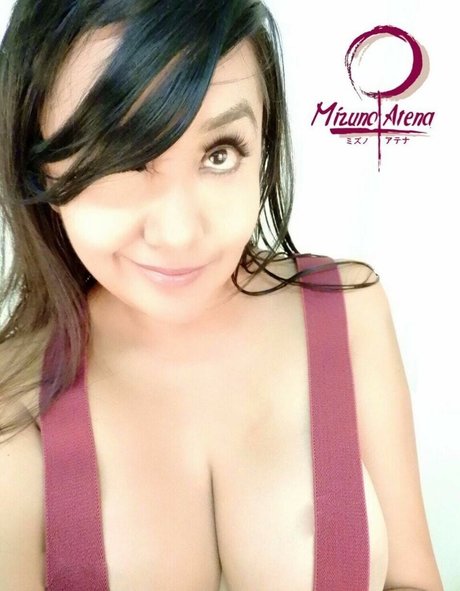 スポーツ オンリーファンズ 美しい裸 写真