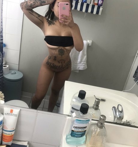 foxyhoex アダルトスター 写真