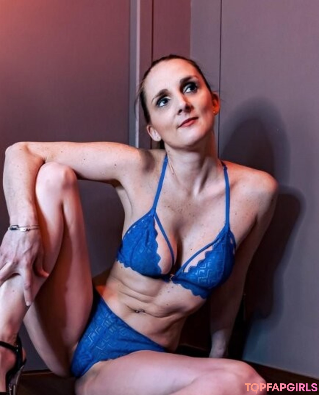 Hinatou ポルノスター 可愛い 写真