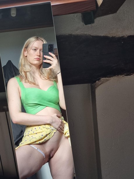 luiza conlaz 高品質のスター 写真