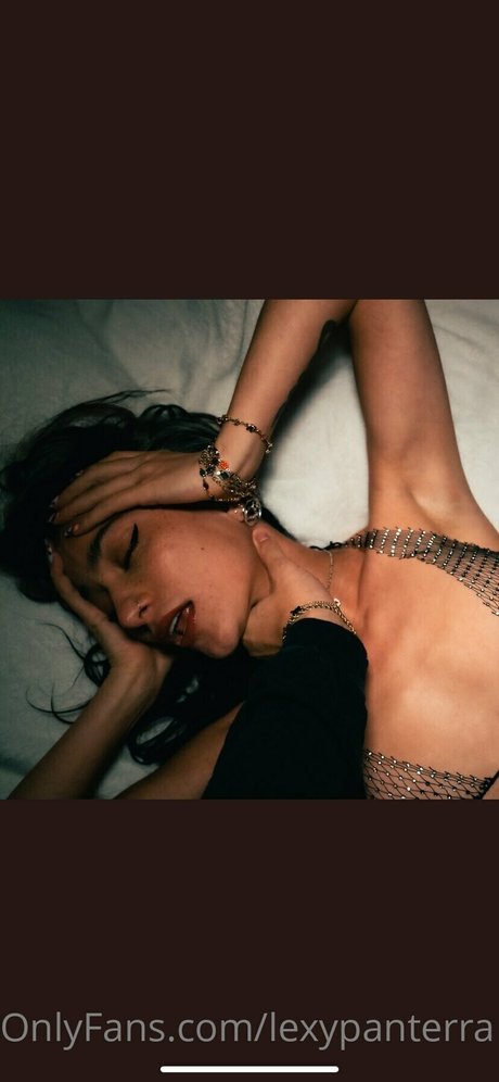 熟女潮吹きOnlyFans ホットセックス 写真