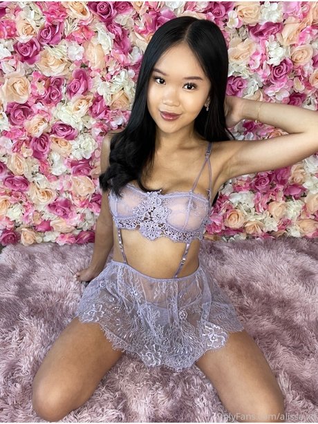 ダブル手コキ OnlyFans 美しいxxx 画像