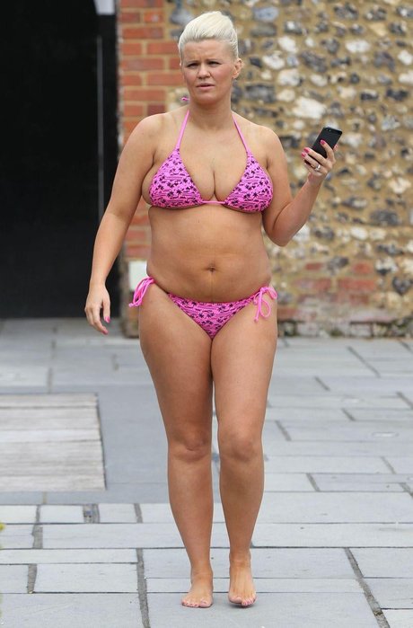 Kerry Katona ポルノスター セックス 写真