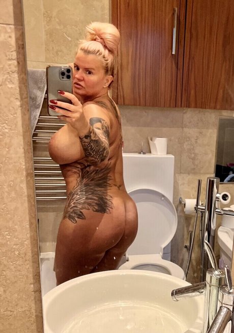 Kerry Katona 高品質女優 写真