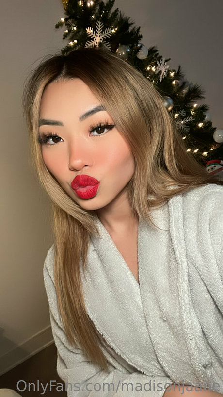madison jane 裸のモデル 画像