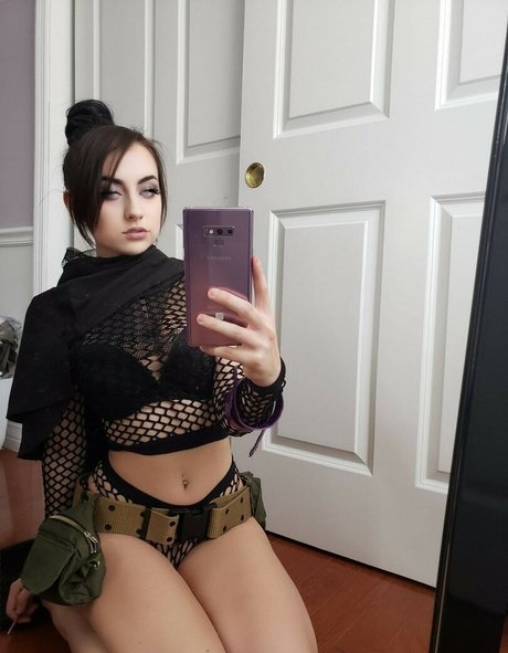 Karrigan Taylor 美しいポルノスター 写真