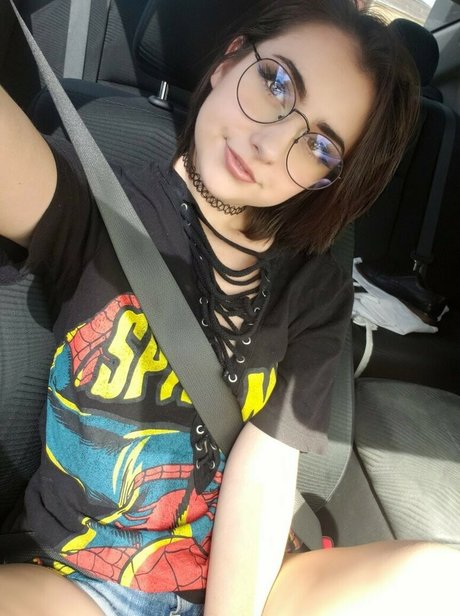 Karrigan Taylor ヌード女優 写真