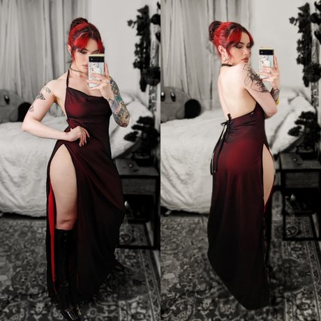Zalaria Cosplay セックススター 画像