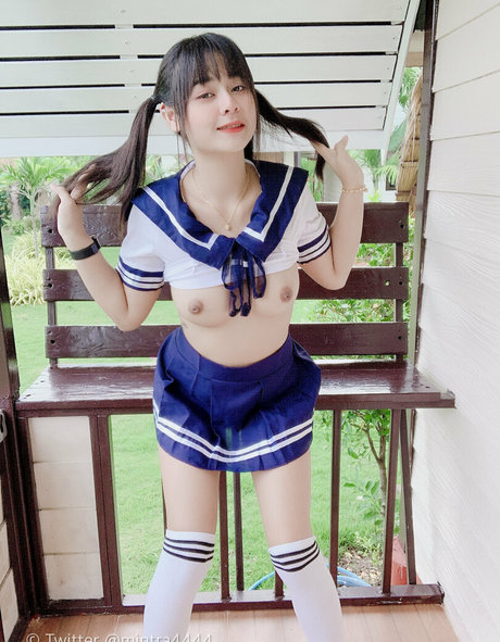 POVティーンOnlyFans 美しい裸 写真