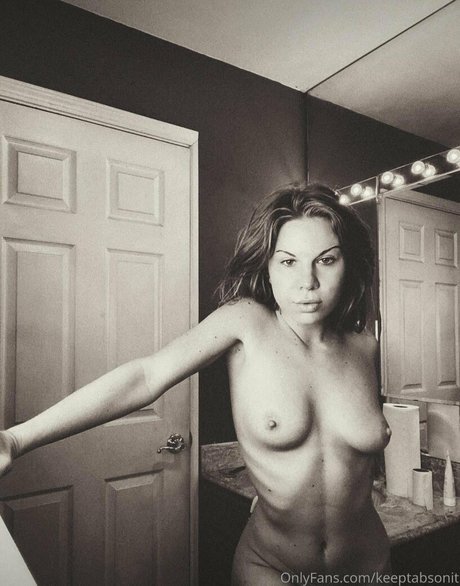 Tabitha Kristina 完璧なスター 写真