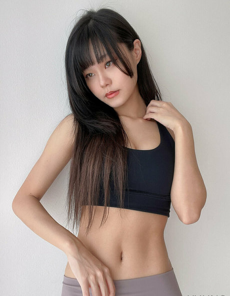 Yuuno アートモデル ギャラリー