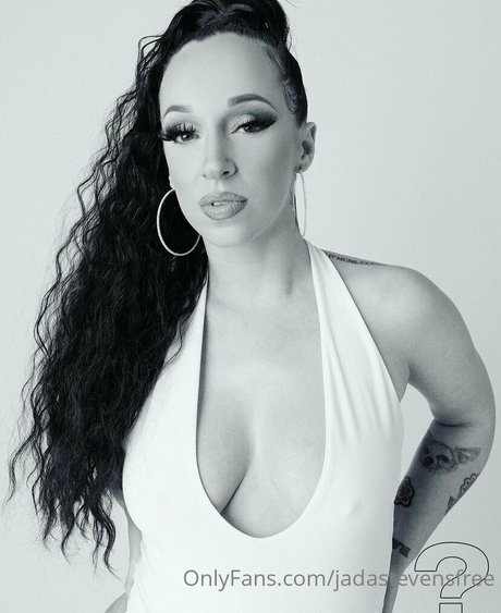 Jada Stevens アダルトモデル 画像