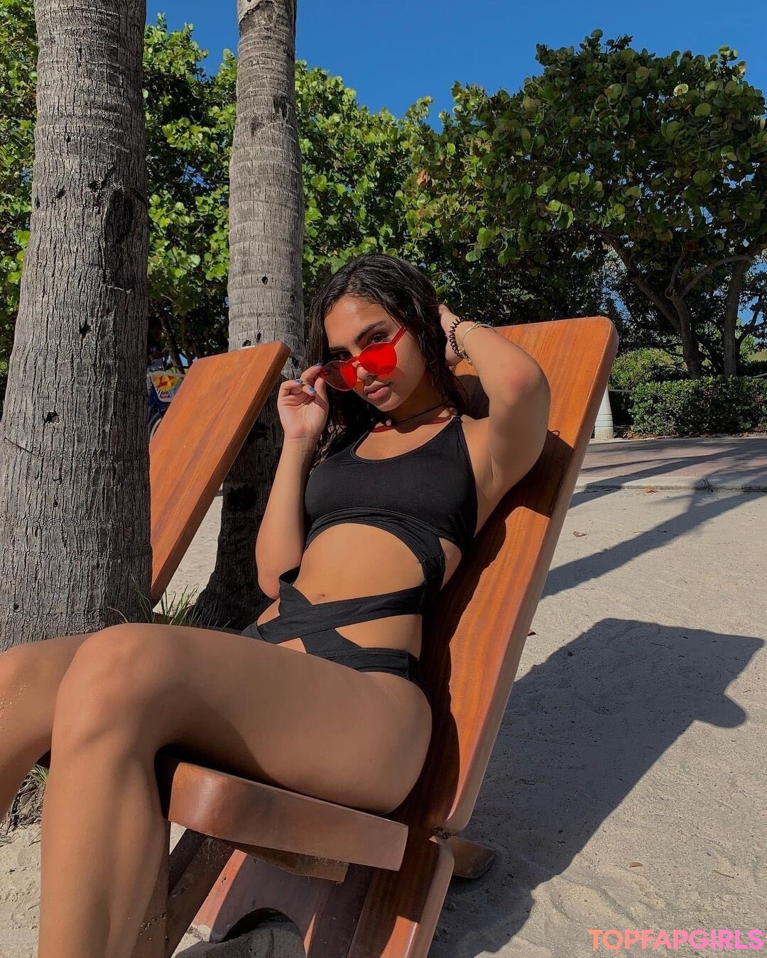 BBC売春婦OnlyFans 美しい ギャラリー