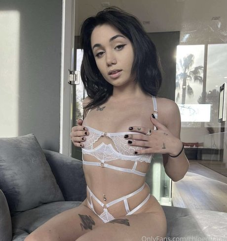 Chloe Difatta ポルノスター トップ 写真