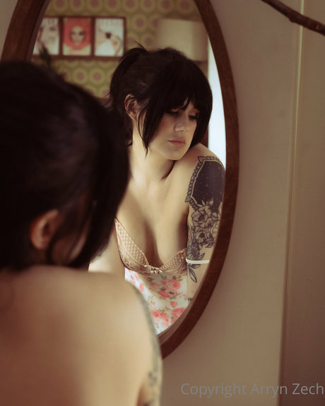 Arryn Zech ポルノスター 写真