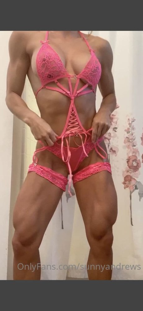 Sunny Andrews 独占ポルノスター 写真