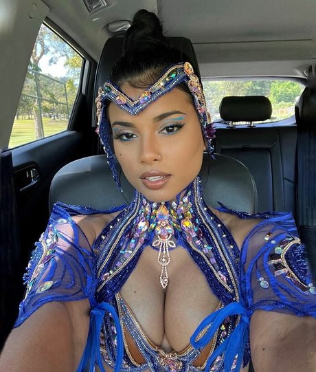 Sinead Xia ホットモデル 写真