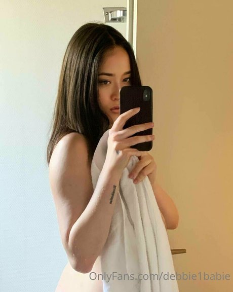 debbie1 babie 裸のモデル 画像