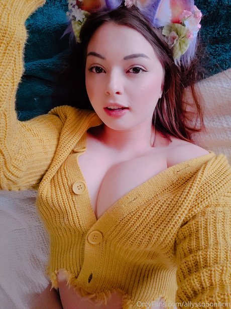 金髪カウガールオンリーファンズ 美しいヌード 写真