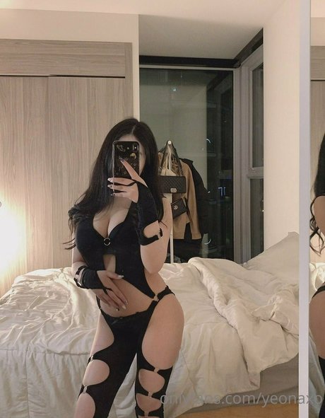 Yeonaxo 高品質のポルノスター 写真