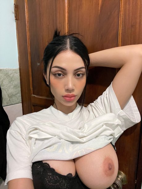 Valentina Olivas 可愛い女優 画像